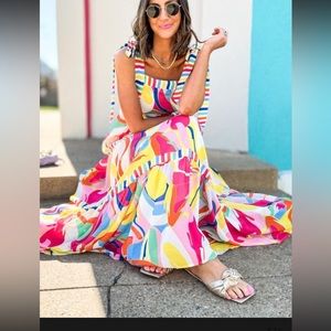 Flying tomato, dress size large